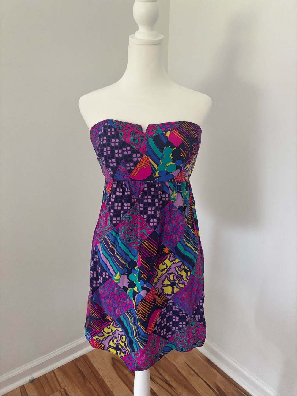Alice & Trixie Silk Strapless Mini Dress M Colorful Abstract Maximalist Y2K